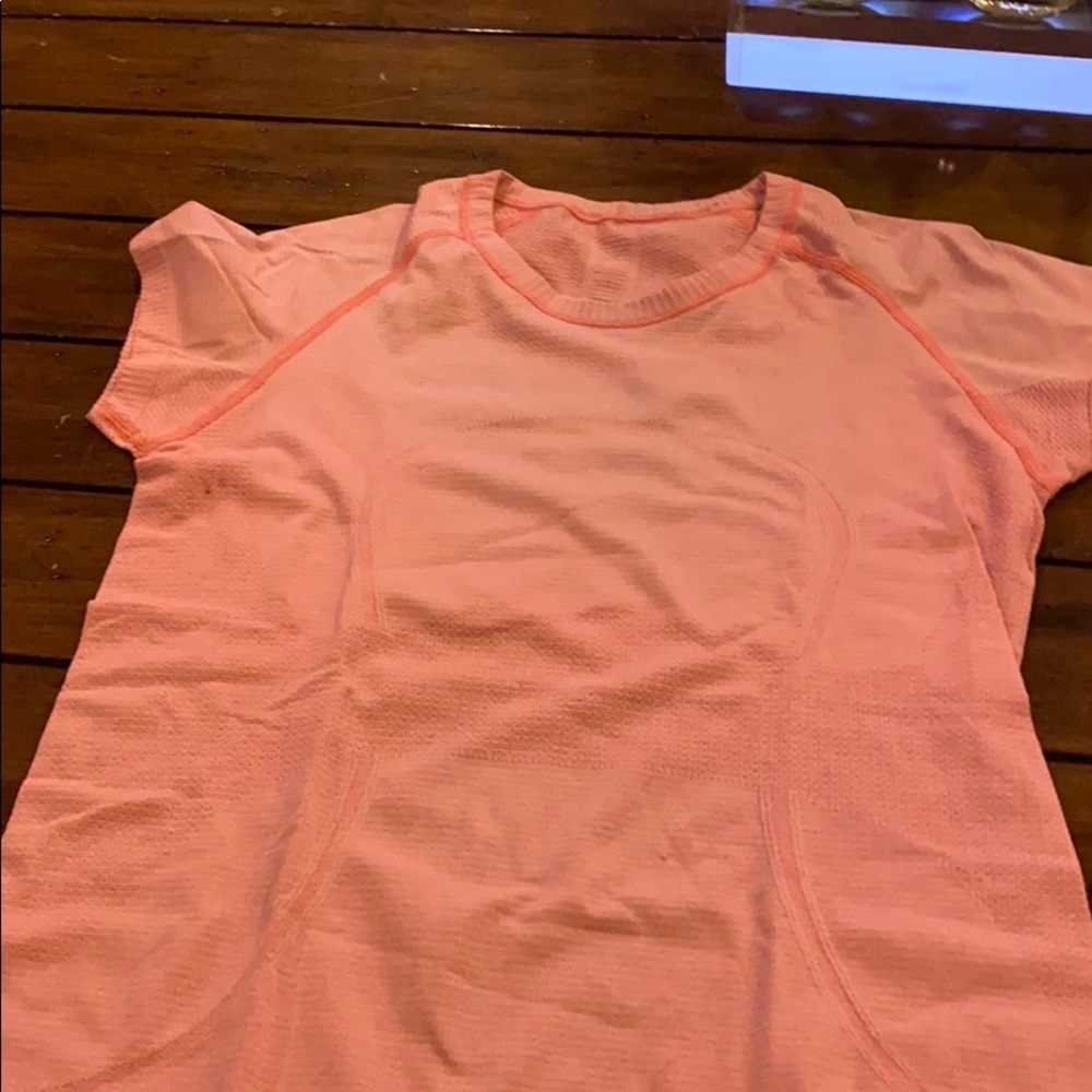 Lululemon swiftly tech short sleeve shirt